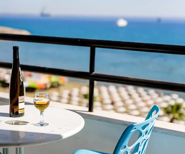 Krasas Apts Apartment